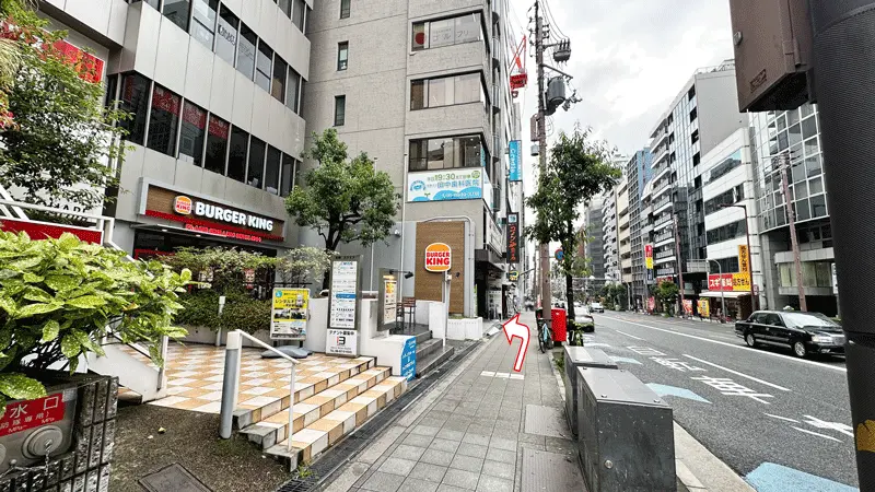 秀和ビルまでのアクセス写真